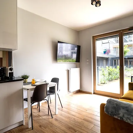 Ideal Port Apartment